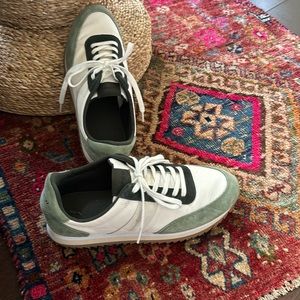 J. Crew trainers in color block. size 9. Like new condition. Hunter green suede.
